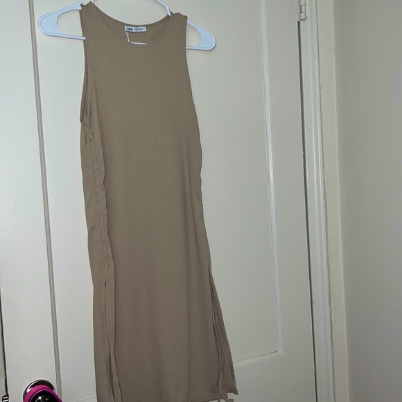 Zara Dresses & Skirts - NWOT Zara cream/beige dress with slits on sides size: M